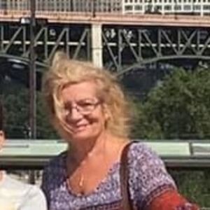 Meet your Posher, Arta